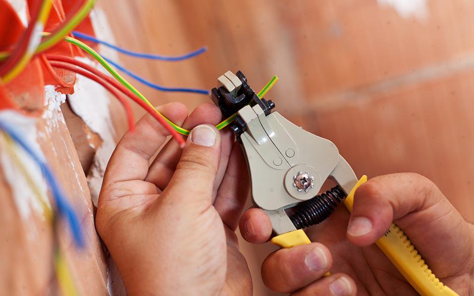 électricien de maintenance Ris-Orangis